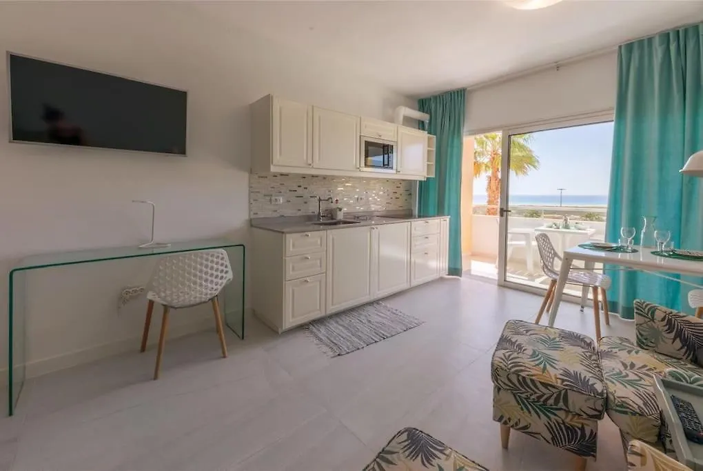 300 M Beach, Ocean View, Refined, Wi-Fi, Fiber Morro Jable